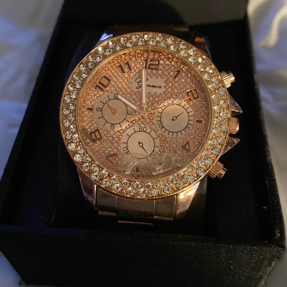 Accessories - Unisex rose gold 10” watch. $95.00